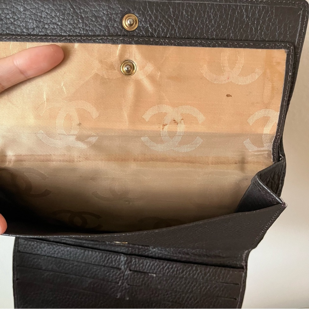 VINTAGE CHANEL Dark Brown Genuine Leather Clutch Wallet with Gold Logo - Picture 9 of 12
